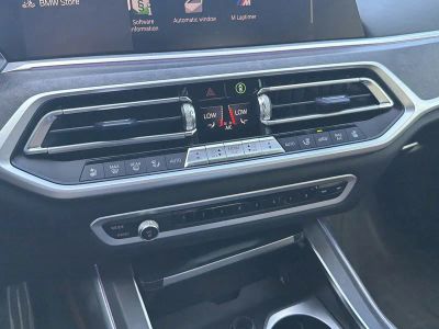 2022 BMW X7 — photo 34 view