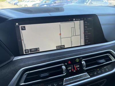 2022 BMW X7 — photo 30 view