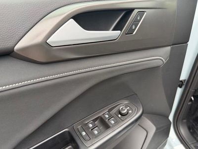 2026 Volkswagen Taos - Photo 13
