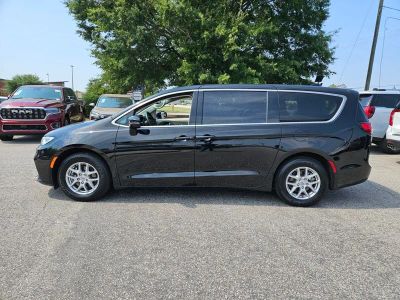 2024 Chrysler Pacifica — interior view