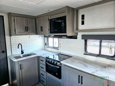 2024 Keystone RV Hideout - Photo 12