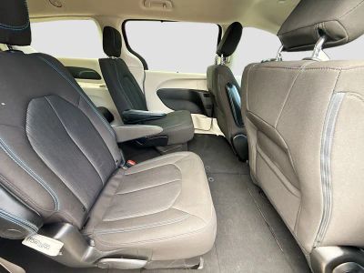 2021 Chrysler Pacifica — photo 26 view