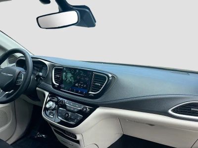 2021 Chrysler Pacifica — photo 29 view