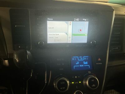 2019 Toyota Sienna - Photo 12