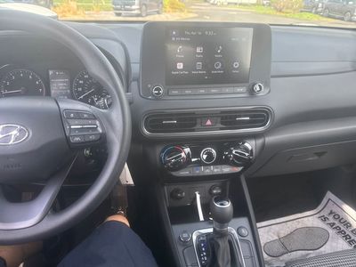 2023 Hyundai Kona SE - Photo 19