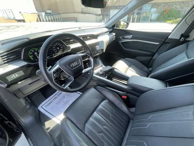 2021 Audi e-tron - Photo 18