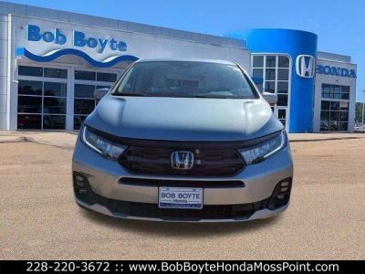 2026 Honda Odyssey — photo 8 view