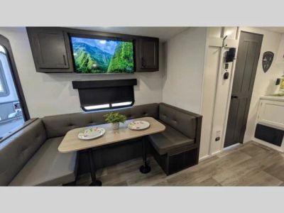 2025 Venture RV Stratus — photo 12 view