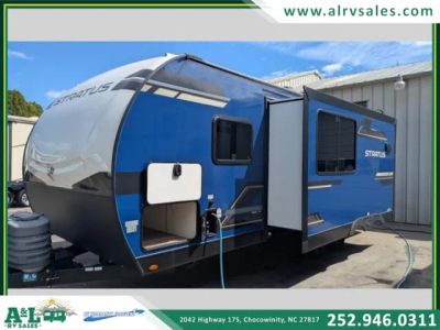 2025 Venture RV Stratus SR221VRK — front three-quarter view