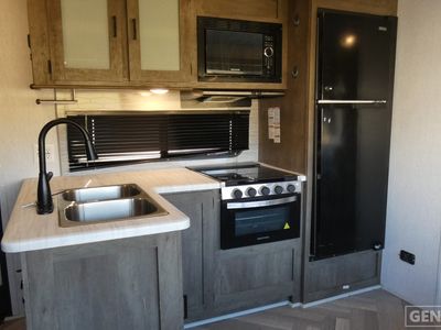 2022 Forest River Wildwood - Photo 7