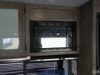 2022 Forest River Wildwood - Photo 13