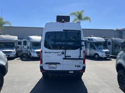 2023 Thor Motor Coach SANCTURARY 4X4 — photo 18 view