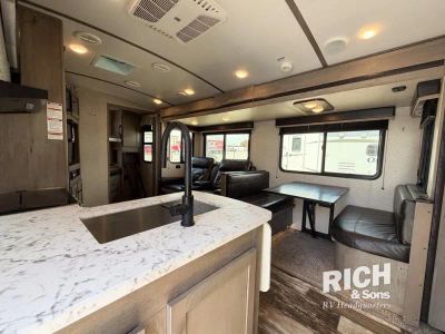 2020 Keystone Outback Ultra Lite - Photo 12