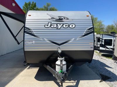 2025 Jayco Jay Flight SLX - Photo 2