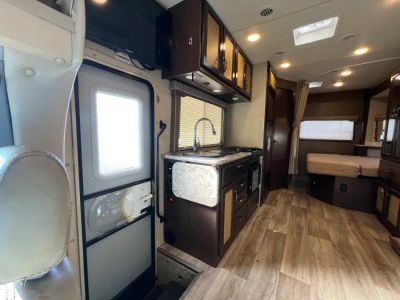 2018 Thor Motor Coach FREEDOM ELITE — detail view