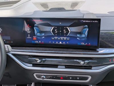 2026 BMW X5 — photo 19 view