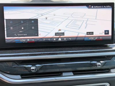 2026 BMW X5 — photo 31 view