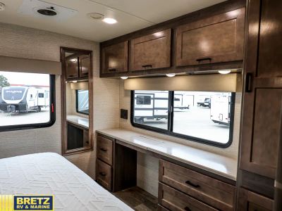 2020 Winnebago Vista - Photo 23