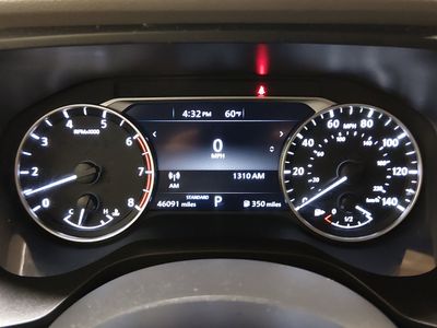 2023 Nissan Rogue — photo 14 view