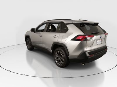 2022 Toyota RAV4 - Photo 5