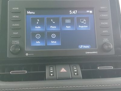 2022 Toyota RAV4 - Photo 18