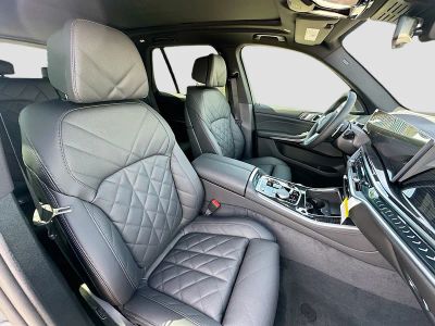 2026 BMW X5 — photo 22 view