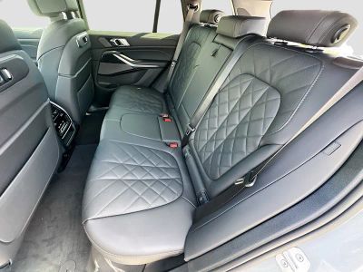 2026 BMW X5 — photo 19 view