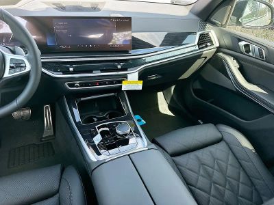 2026 BMW X5 — photo 18 view