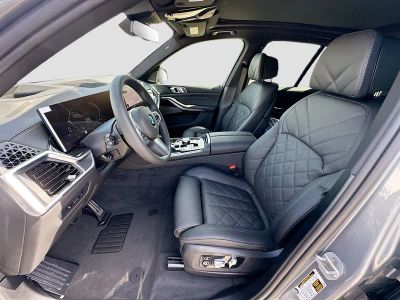 2026 BMW X5 — photo 16 view