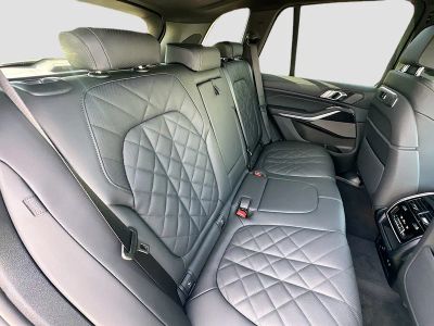 2026 BMW X5 — photo 21 view
