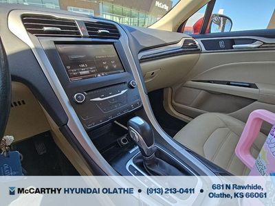 2014 Ford Fusion Hybrid - Photo 9