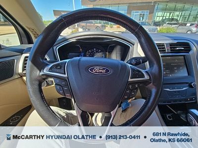 2014 Ford Fusion Hybrid - Photo 3