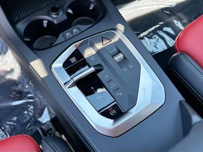 2025 BMW 2 Series — photo 16 view
