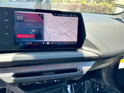 2025 BMW 2 Series — photo 12 view