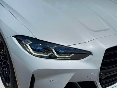 2022 BMW M4 - Photo 4