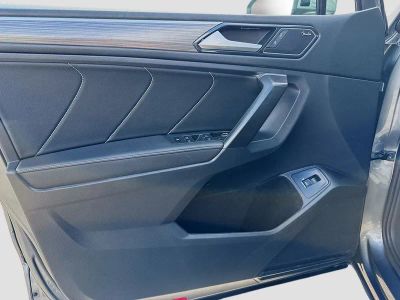 2022 Volkswagen Tiguan — photo 21 view