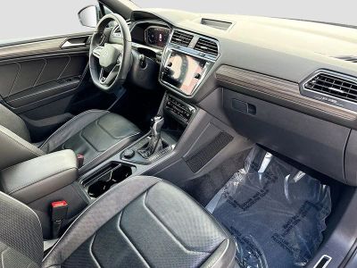 2022 Volkswagen Tiguan — photo 13 view