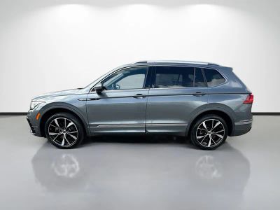 2022 Volkswagen Tiguan — engine compartment view