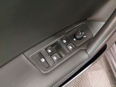 2024 Volkswagen Tiguan - Photo 22