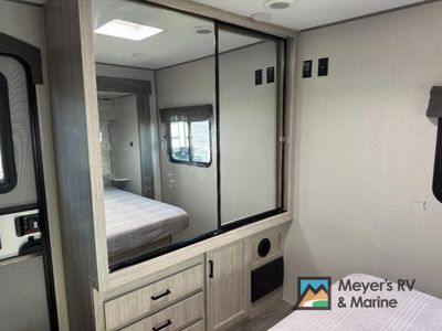 2025 Coachmen RV Catalina Legacy Edition - Photo 19