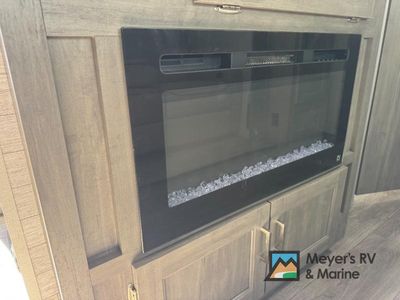 2025 Coachmen RV Catalina Legacy Edition - Photo 16