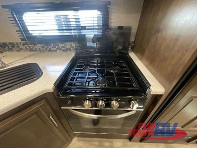 2021 Forest River RV Flagstaff Super Lite - Photo 10