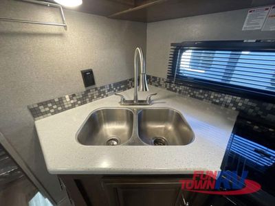 2021 Forest River RV Flagstaff Super Lite - Photo 9