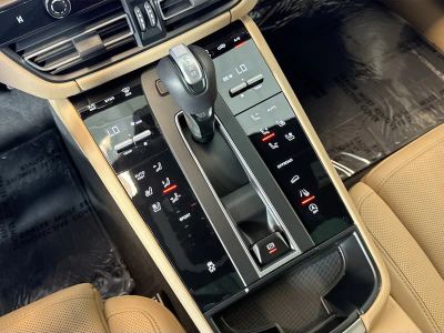2025 Porsche Macan - Photo 17
