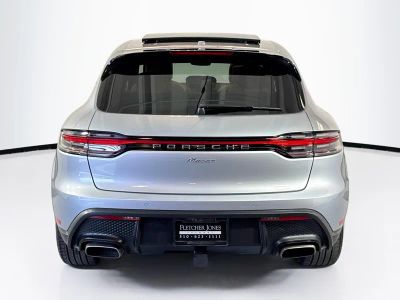 2025 Porsche Macan - Photo 10