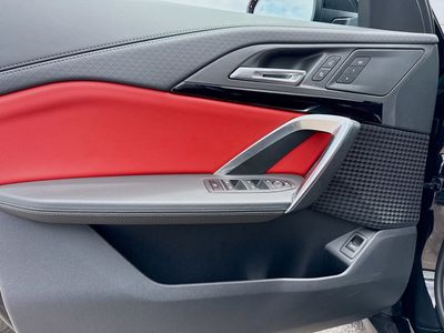 2025 BMW X2 - Photo 22