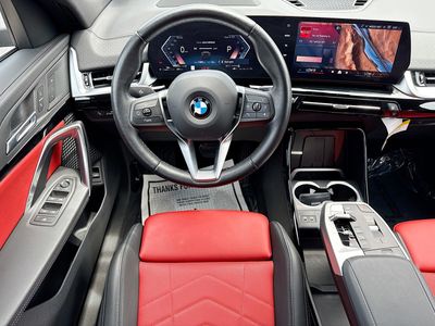 2025 BMW X2 - Photo 17