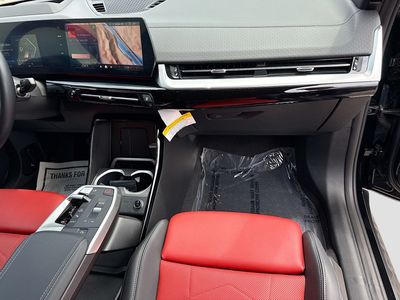 2025 BMW X2 - Photo 18