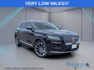 2022 Lincoln Nautilus Reserve in Black Metallic — front three-quarter view