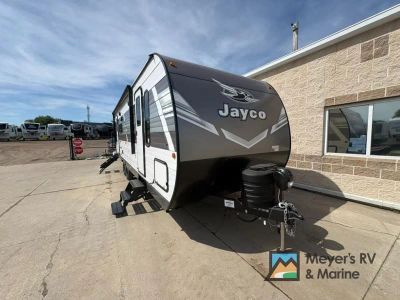 2027 Jayco Jay Flight 262RLS — front three-quarter view